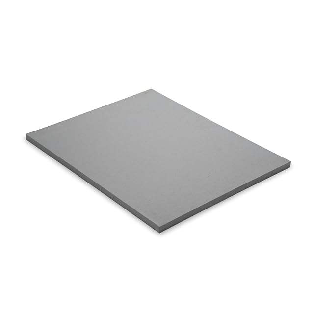 Una placa aislante blanca de silicato de calcio de 500 por 300 milímetros y 70 milímetros de espesor